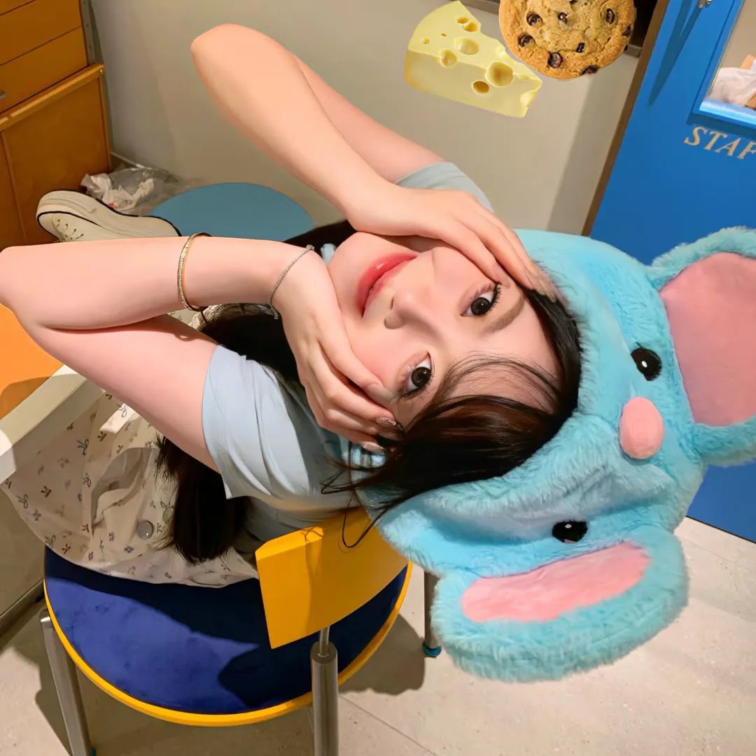 踉跄的女孩